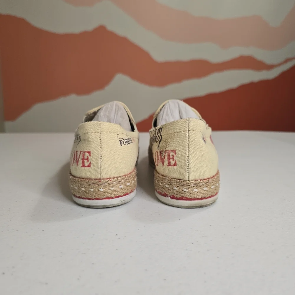 GOBY FOREVER LOVE MATTED CANVAS WOMEN SLIP ON SHOES‎ SZ 8.5